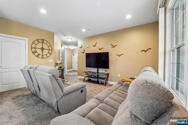 6214 Brookhaven Court 214, Riverdale Borough, NJ 07457