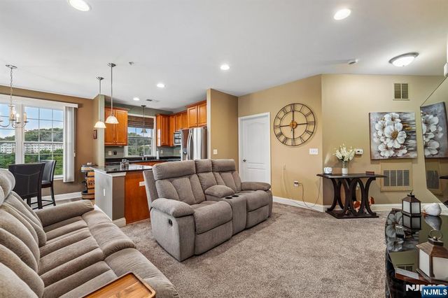 6214 Brookhaven Court 214, Riverdale Borough, NJ 07457