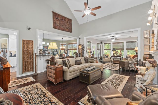 2722 Seastrand Lane, Mount Pleasant, SC 29466