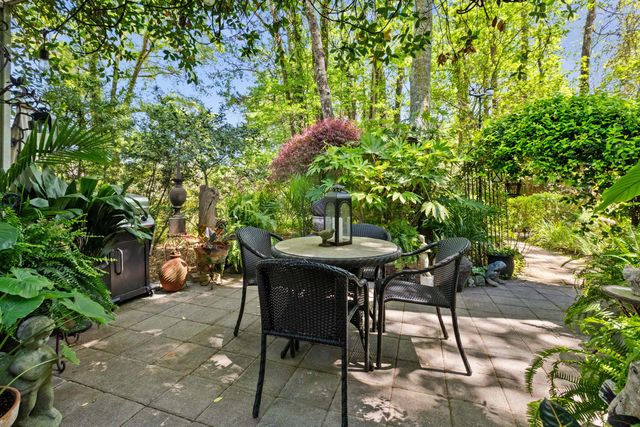 2722 Seastrand Lane, Mount Pleasant, SC 29466
