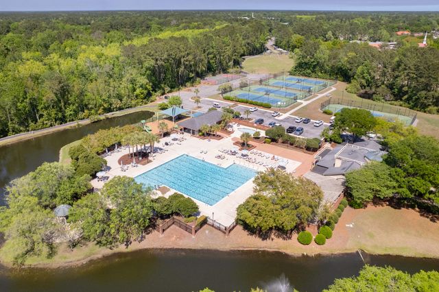 2722 Seastrand Lane, Mount Pleasant, SC 29466