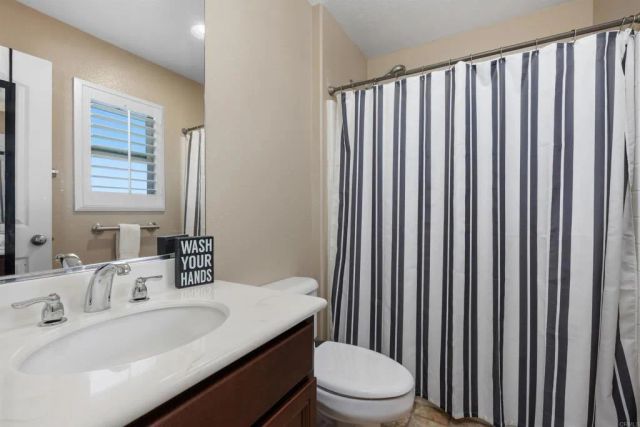 1003 Vista Pointe Boulevard, Oceanside, CA 92057