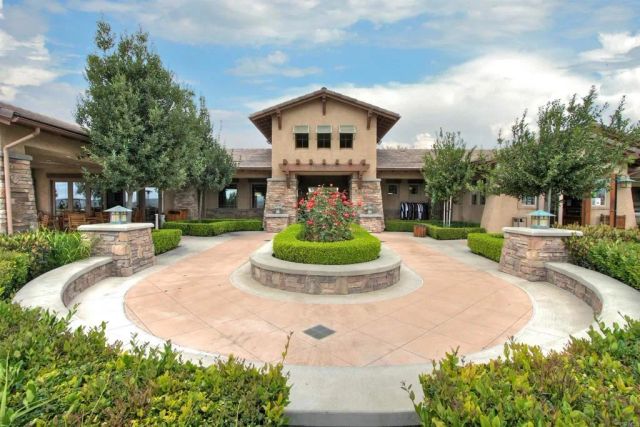 1003 Vista Pointe Boulevard, Oceanside, CA 92057