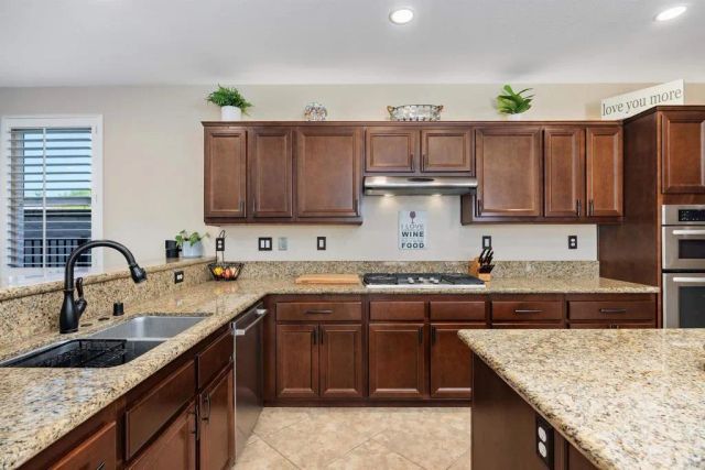 1003 Vista Pointe Boulevard, Oceanside, CA 92057