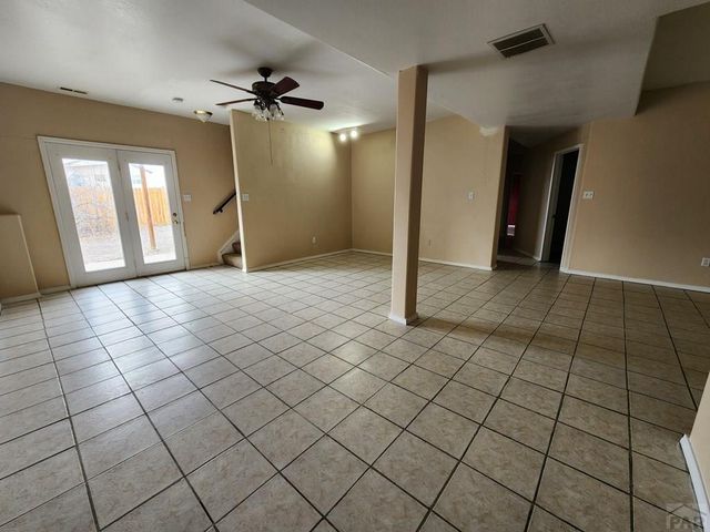 722 S Legend Lane, Pueblo, CO 81007