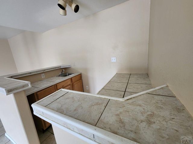 722 S Legend Lane, Pueblo, CO 81007