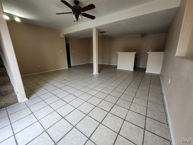 722 S Legend Lane, Pueblo, CO 81007