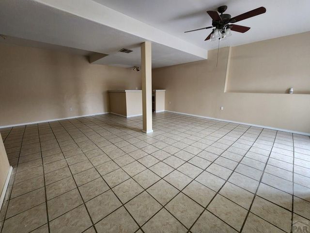 722 S Legend Lane, Pueblo, CO 81007