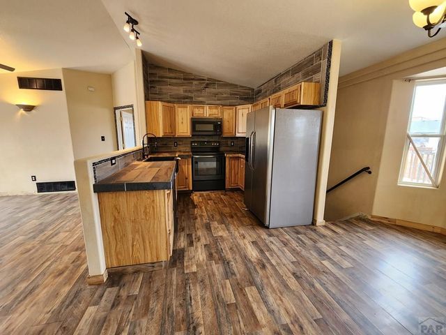 722 S Legend Lane, Pueblo, CO 81007