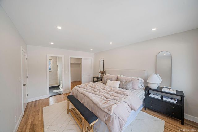 4902 Express Drive S, Ronkonkoma, NY 11779