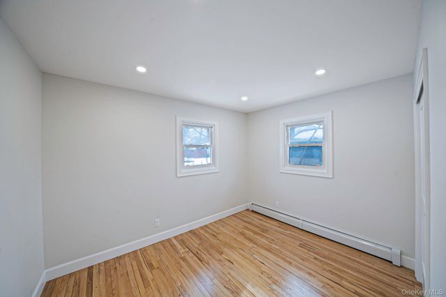 4902 Express Drive S, Ronkonkoma, NY 11779