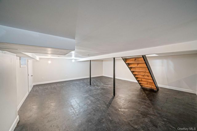 4902 Express Drive S, Ronkonkoma, NY 11779