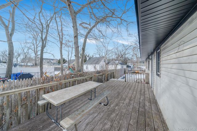 4902 Express Drive S, Ronkonkoma, NY 11779