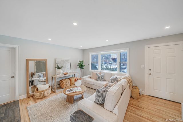 4902 Express Drive S, Ronkonkoma, NY 11779