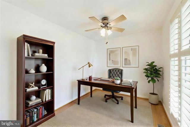 9321 HOBART CT, Fairfax, VA 22032