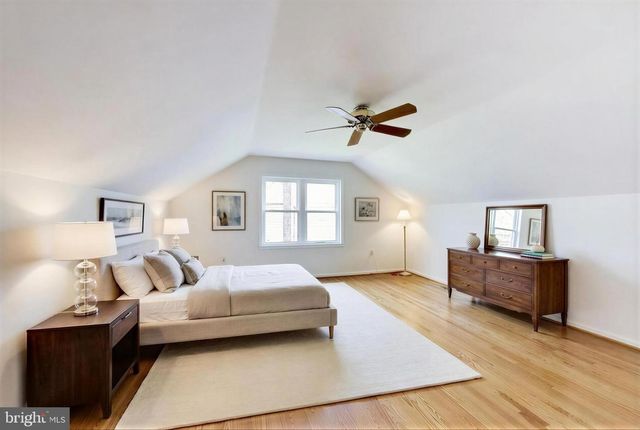 9321 HOBART CT, Fairfax, VA 22032