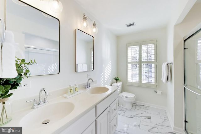 9321 HOBART CT, Fairfax, VA 22032