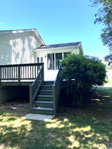 23 Hillcrest Drive, Montville, CT 06382