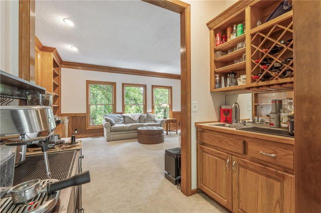 15007 W 76th Street, Lenexa, KS 66216