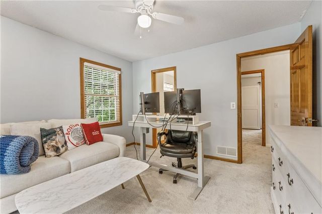 15007 W 76th Street, Lenexa, KS 66216