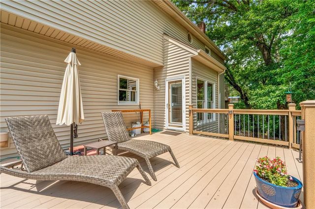 15007 W 76th Street, Lenexa, KS 66216