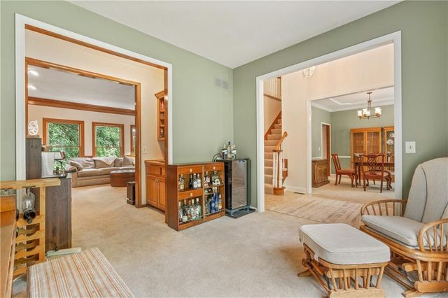 15007 W 76th Street, Lenexa, KS 66216