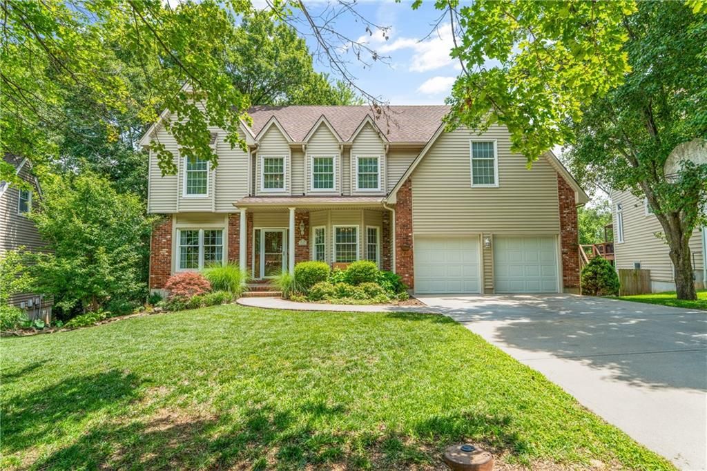 15007 W 76th Street, Lenexa, KS 66216