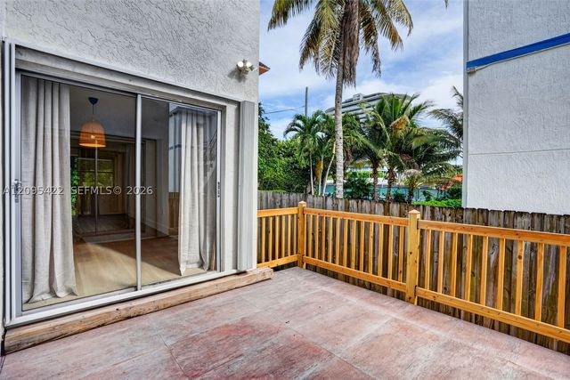 8825 Harding Ave, Surfside, FL 33154