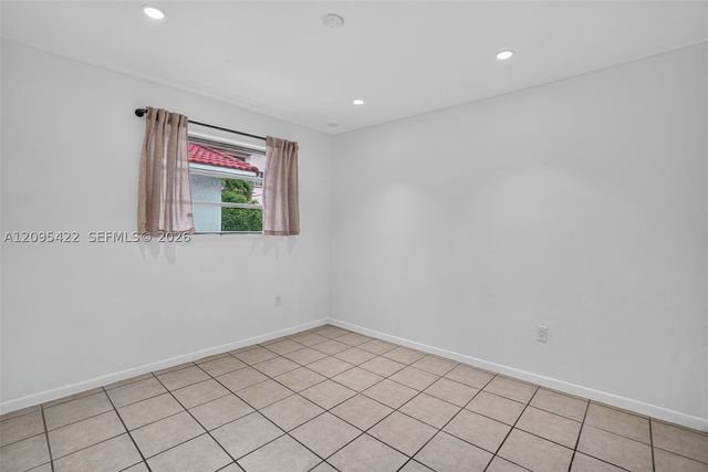 8825 Harding Ave, Surfside, FL 33154