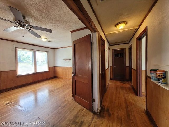 1100 Dechard Street, Van Buren, AR 72956