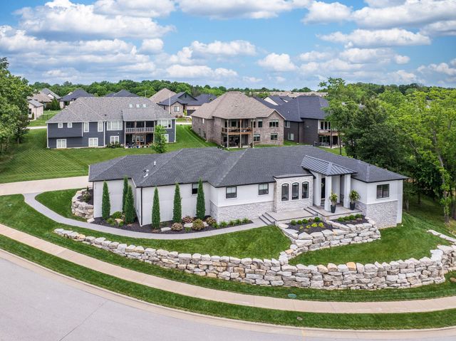 3705 E Cypress Street, Springfield, MO 65802