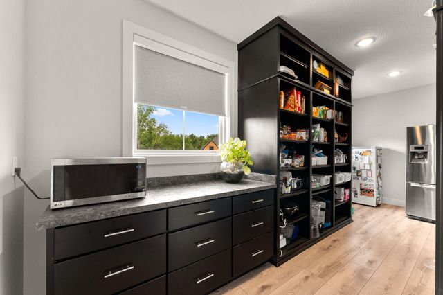 3705 E Cypress Street, Springfield, MO 65802