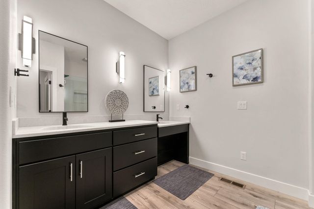 3705 E Cypress Street, Springfield, MO 65802