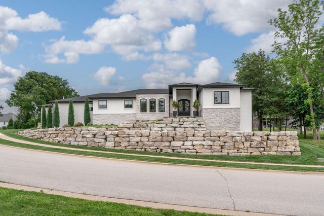 3705 E Cypress Street, Springfield, MO 65802