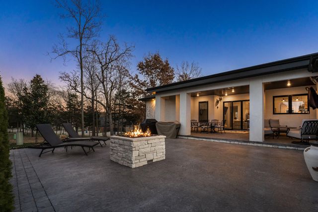 3705 E Cypress Street, Springfield, MO 65802