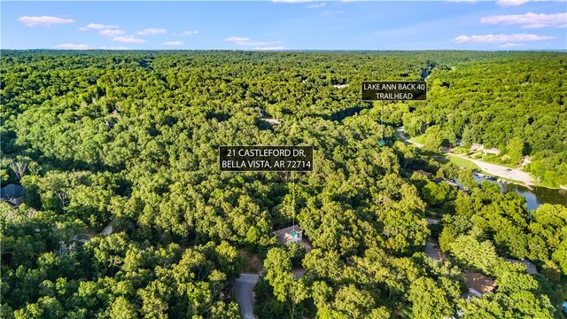 21 Castleford Drive, Bella Vista, AR 72714