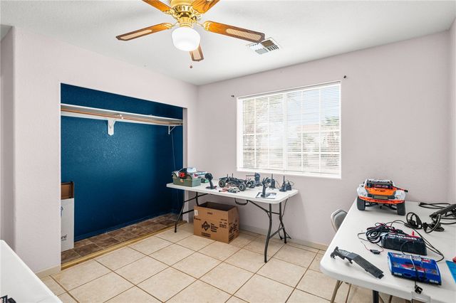 3633 N Milky Way Road, Golden Valley, AZ 86413