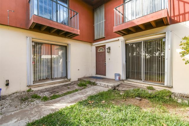 4350 Lilac Street B, Palm Beach Gardens, FL 33410