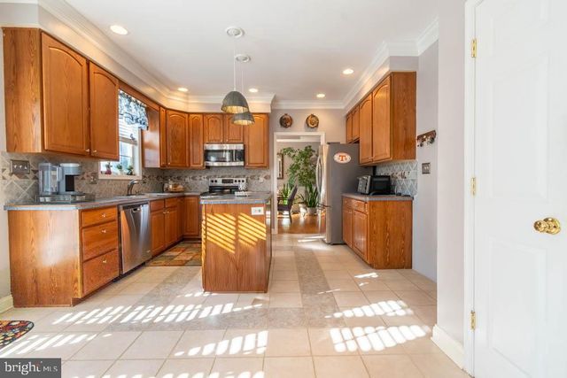 101 WREN ST N, Martinsburg, WV 25405