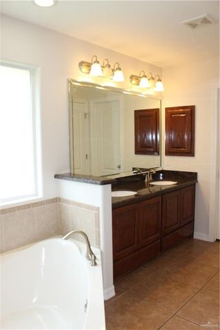 4205 S Canna Street, Pharr, TX 78577