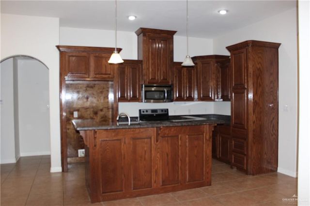 4205 S Canna Street, Pharr, TX 78577