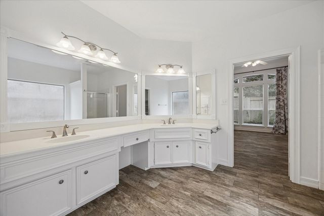 1264 Seamist Drive, Houston, TX 77008