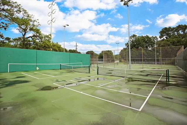 1264 Seamist Drive, Houston, TX 77008