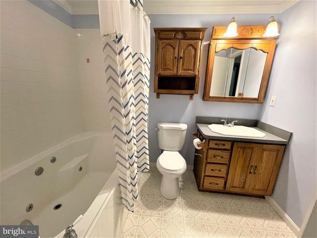 17626 LONGVIEW LN, Olney, MD 20832