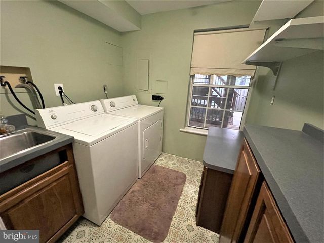 17626 LONGVIEW LN, Olney, MD 20832