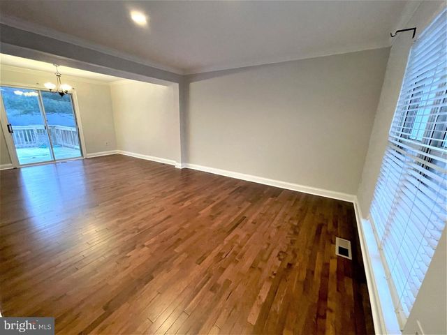17626 LONGVIEW LN, Olney, MD 20832