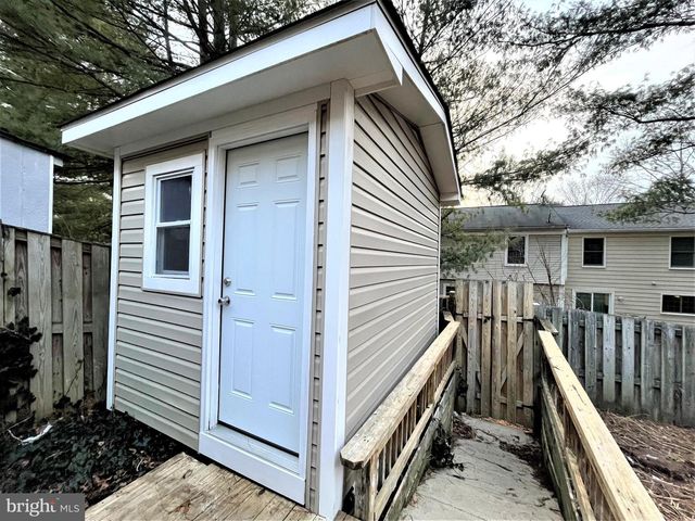 17626 LONGVIEW LN, Olney, MD 20832