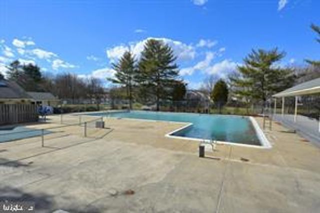 17626 LONGVIEW LN, Olney, MD 20832