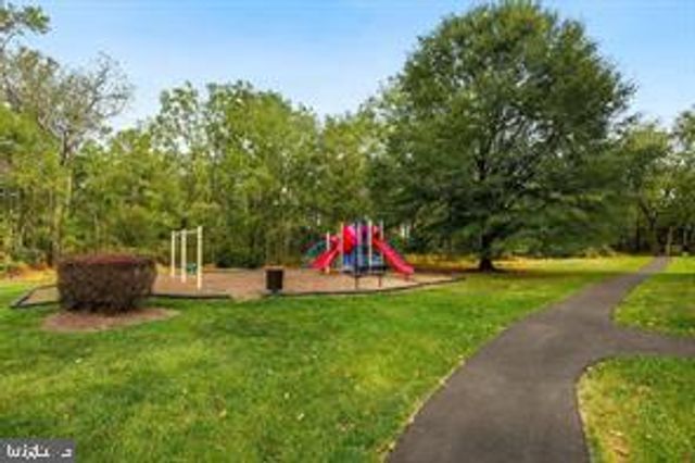 17626 LONGVIEW LN, Olney, MD 20832