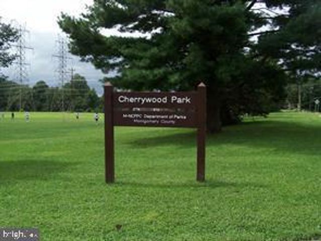 17626 LONGVIEW LN, Olney, MD 20832